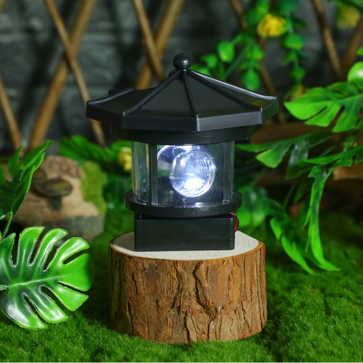 Solar LED Lighthouse Waterproof Garden Lights U7312