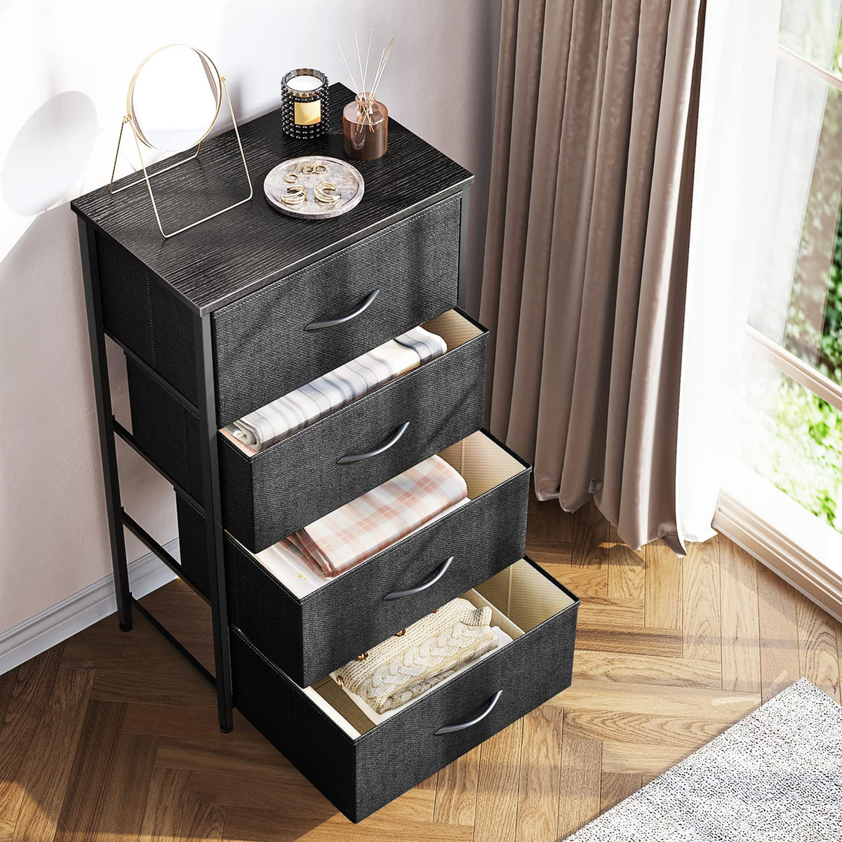 Black 4 Drawer Small Dresser X675